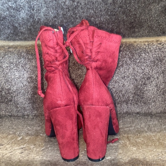 BLOCK HEEL STRETCH BOOTIE, SZ 8.5 - Picture 3 of 5